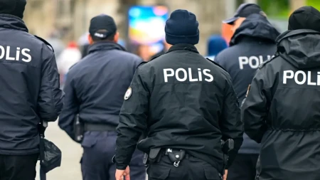 Dva minibusa se prevrnula! 17 povređenih, jedna osoba u kritičnom stanju, drama u Turskoj!