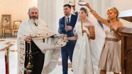 10 svadbenih običaja koje svaka mama treba da zna: Šta se radi pre, na i posle venčanja