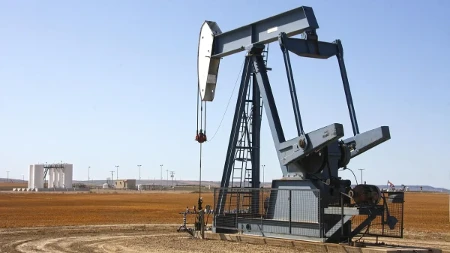 Nafta Brent pala na 104 dolara, evropske berze rastu - Trampova objava pokrenula tržišta
