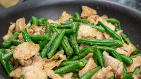 Arapska boranija sa mesom čiji recept svi zapisuju: Meso je mekano, a sočno