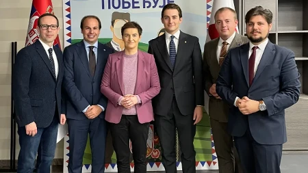 SNS učvršćuje veze sa evropskim partnerima: Delegacija Forza Italia u poseti Beogradu