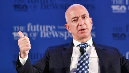 Bezos predviđa veliku promenu: Radićemo samo tri dana nedeljno, a porodice će moći da žive od jedne plate
