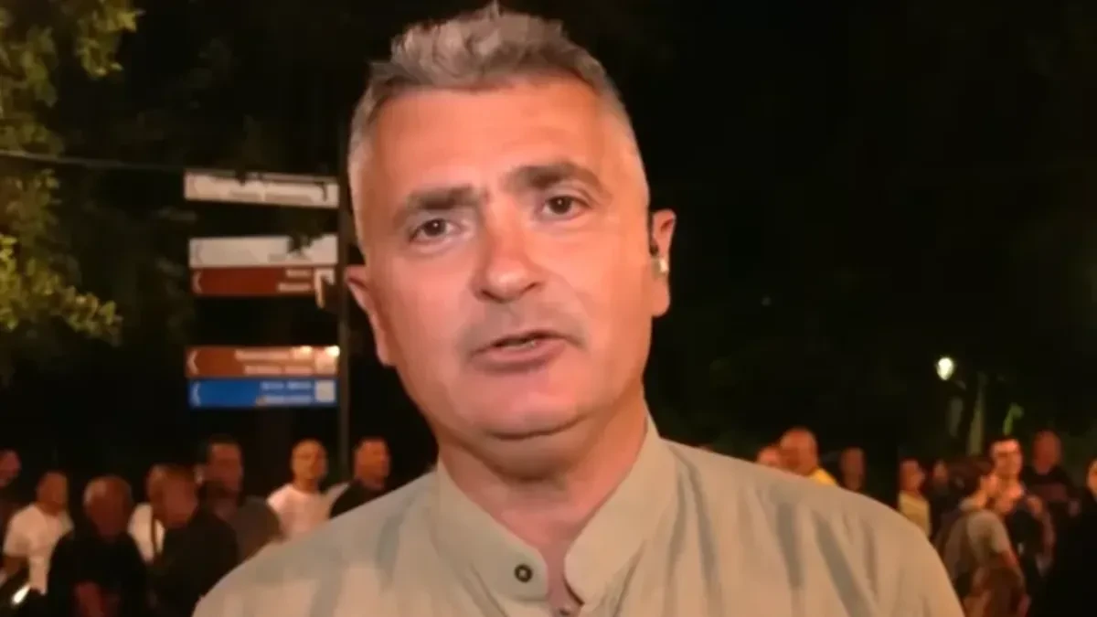Srdanović ponovo pobegao od duela sa Vučićem: Stigla zvanična potvrda sa Radio Beograda!
