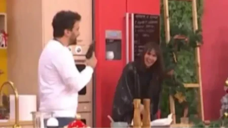 Repetirao pištolj u emisiji! Voditeljka zanemela, ovo se do sada nije desilo na televiziji!