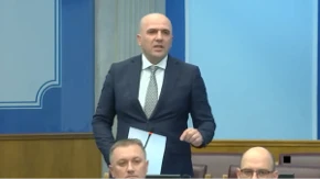 Skandal u skupštini Crne Gore! Potpredsednik Nurković traži da Srbija plati 2,7 milijardi evra ratne odštete koliko Hrvatska potražuje od Podgorice