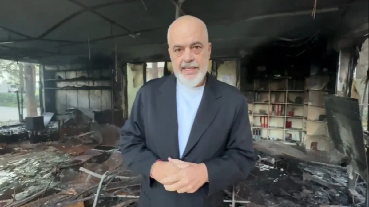 Oglasio se Edi Rama: Pomenuo ostavku