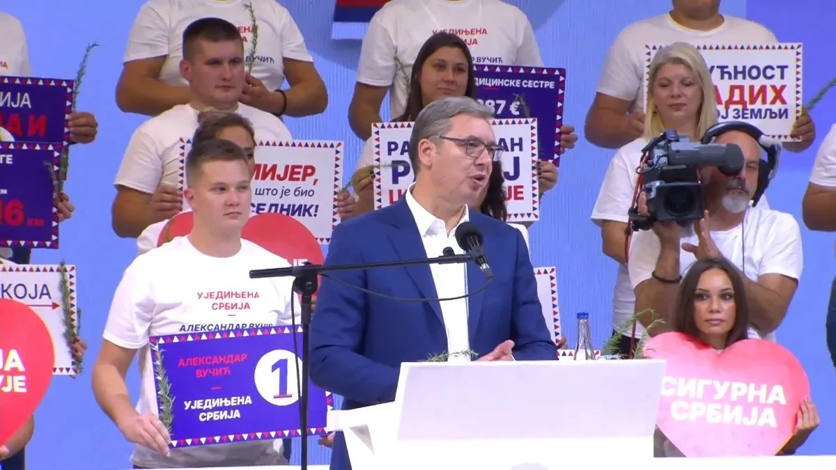 Vučić pred Lazarevčanima: "Mnogo smo promenili, ali mnogo toga nismo dobro uradili - reći ću vam i svoje greške"