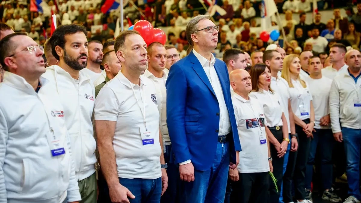 "Služite Kurtiju i Piculi, a mi služimo samo svom narodu!" Vučić razmontirao tzv "studentsku" listu