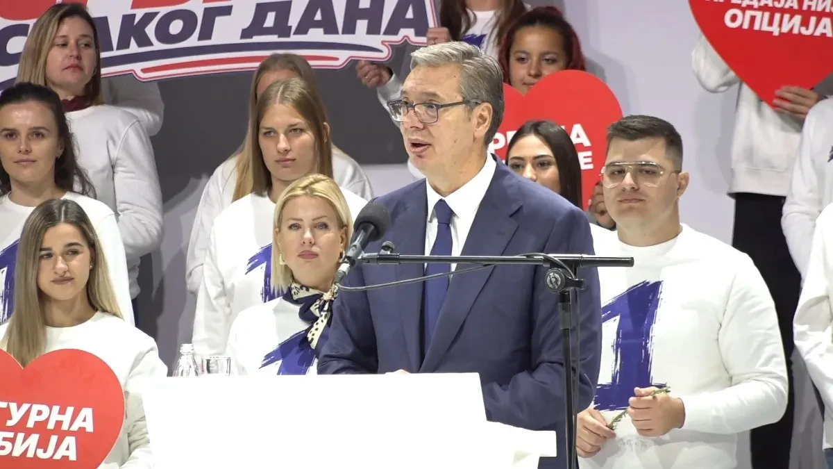 "Upadali su u Maticu srpsku, napadali našu crkvu!" Vučić iz Novog Sada: Na udaru je sve što je vekovima čuvalo srpski narod!