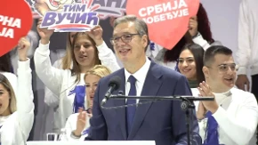 "Samo što mi suze nisu krenule!" Vučić emotivno započeo govor u Novom Sadu: „Hvala vam za ovo veče!“