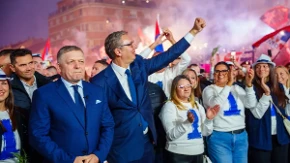 Moćna poruka Aleksandra Vučića nakon skupa u Novom Sadu: "Ne damo im Srbiju"