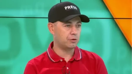 Blokaderski promoter u očaju: Ceo Novi Sad je u znaku Ujedinjene Srbije! (VIDEO)