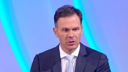 "Milijarde evra uložene da se sruši Vučić i zaustavi Srbija!" Mali upro prstom u blokaderske "megafone": Neko je morao da plati sve te godine!