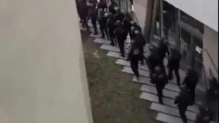 Francuska uvela zabranu okupljanja u ključnim zonama pred protest! Ovako se radi sa blokaderima!