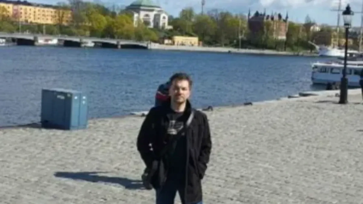 "Preklinjao sam je da se zaustavi!" Pevača pretukla žena pred njihovom decom, opisao jezivu scenu