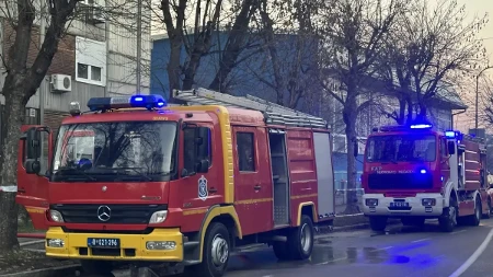 Stravičan požar na Novom Beogradu: Plamen zahvatio stan