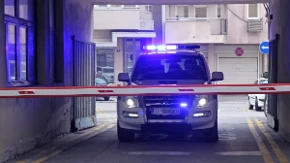 Dete vrištalo i molilo za pomoć: Roditelji ostavili dete samo u autu u Novom Sadu