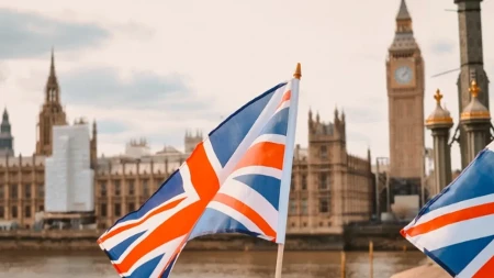 Britanija se suočava sa ozbiljnom krizom - skoro milion mladih nema posao niti se školuje