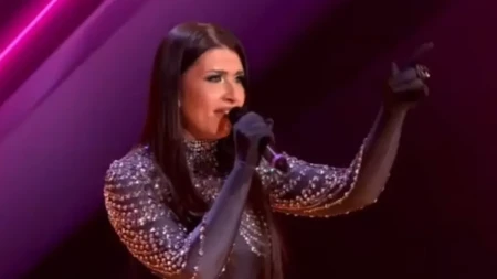 "Delila sam kupatilo sa starijim gospodinom!" Pevačica živela u garaži, a sad kupila stan i otkrila detalje
