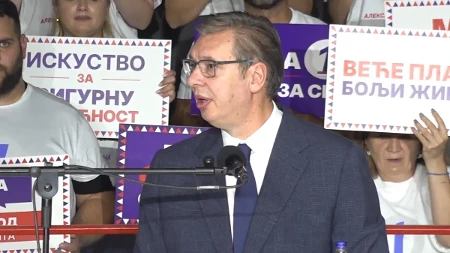 „Tražio je da se sruši spomenik maloj Milici Rakić!“ Vučić iz Čačka: Sada podržava studentsku listu!