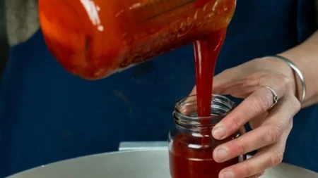 Starinski recept za džem od šipka: Pun ukus voća, a toliko gust da ćete se topiti od miline!