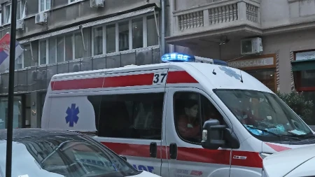 Svirepo pretučena naša pevačica: Saradnik ju je vukao po stanu, jedva izvukla živu glavu! (FOTO)