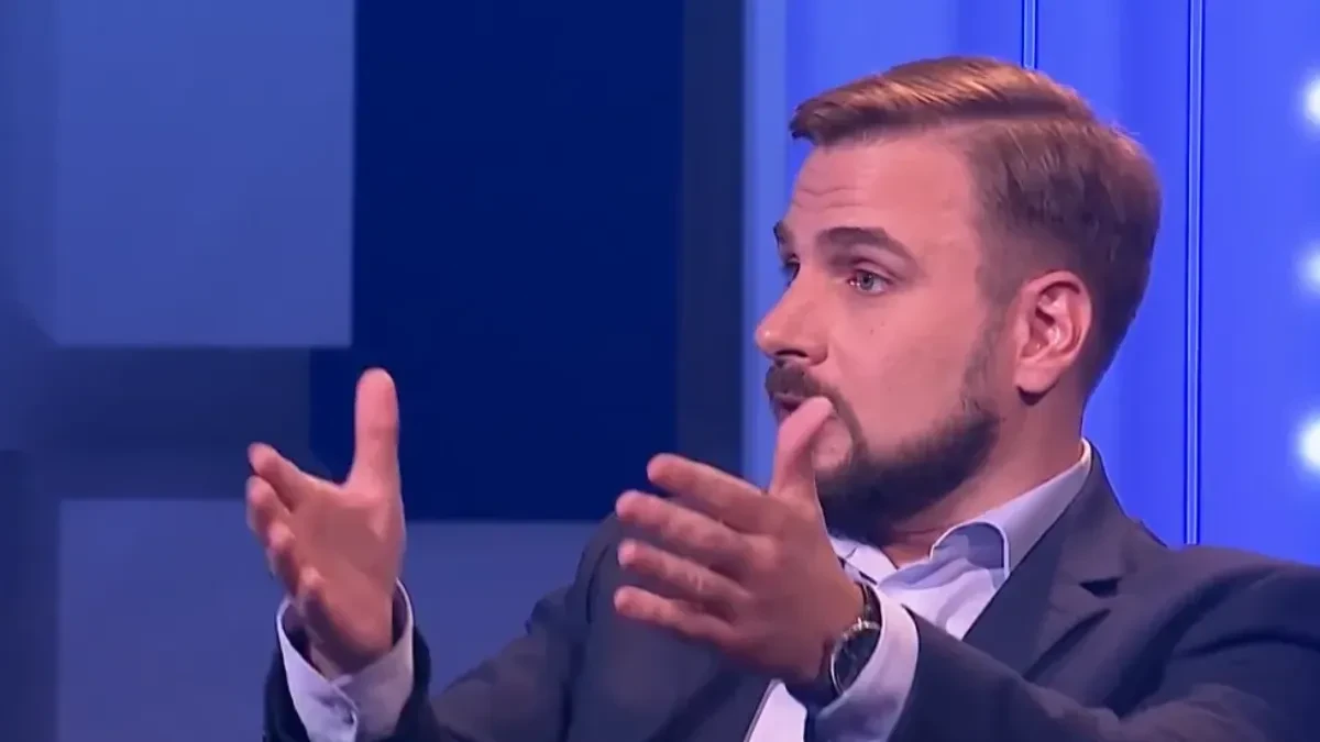 "Vaše birače zvali su marvom i bezubom sirotinjom" Filip Grbić o blokaderima: Oni ne mogu ni duel da podnesu!