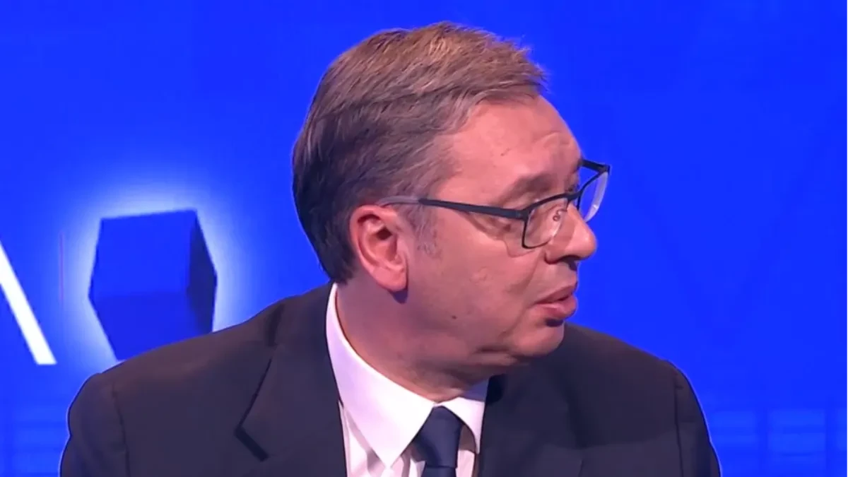 Milijarde evra uložene su da sruše vlast u Srbiji! Vučić: Botovske farme rade sa hiljadama lažnih telefona!