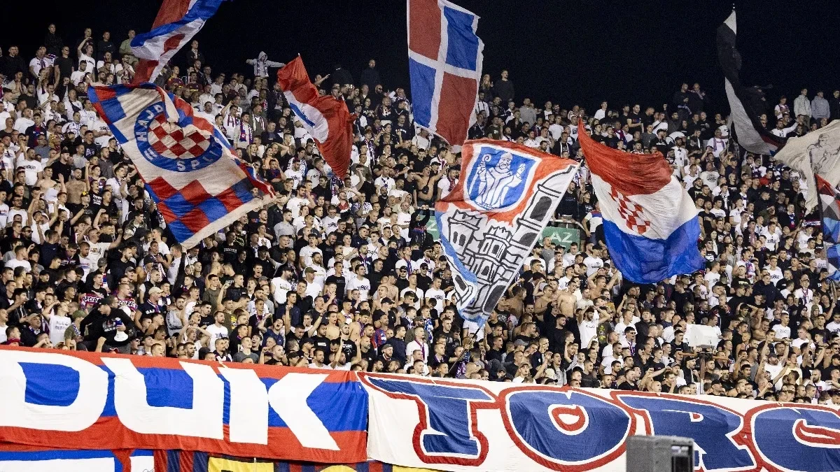 Zatvara se "Poljud"! UEFA žestoko kaznila Hajduk posle skandala na meču sa Ajaksom