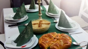 Koliko ove godine košta slava za 20 gostiju? Za mrsnu trpezu treba izdvojiti i do 50.000 dinara
