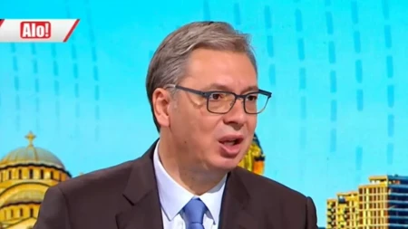 "Mnogo je para ubačeno" Vučić: Direktno su strane službe na čelu svega toga!