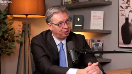 "Ja u kampanji govorim o programu, oni jednu reč o svojem nisu izgovorili!" Vučić o blokaderskom skrivanju programa