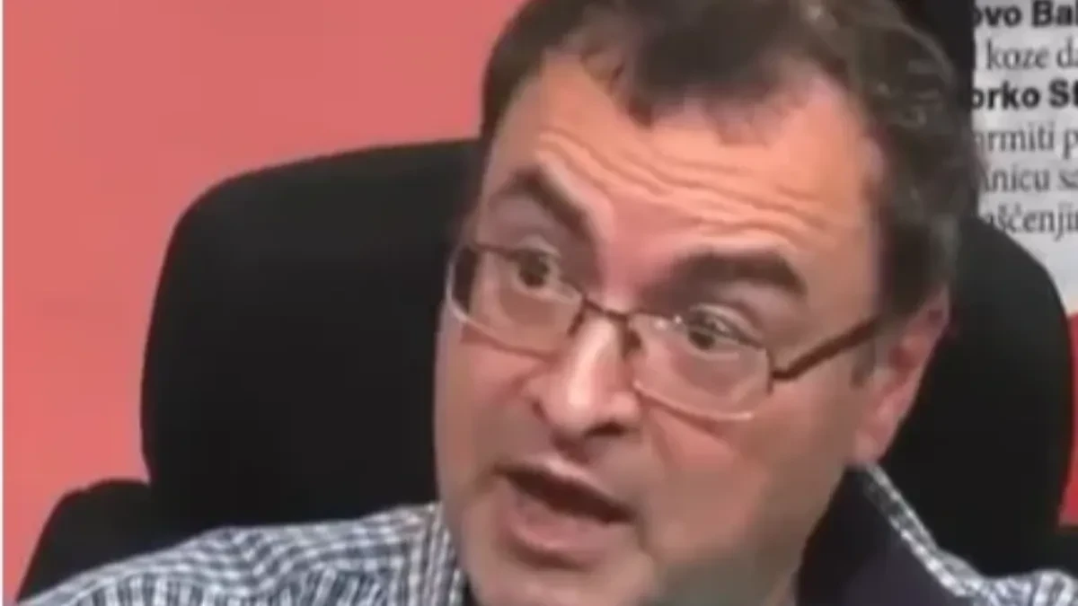 Pre glasanja se setite da je na Studentskoj listi i Jovo Bakić! Čovek koji je nazvao narod zatucanim zato što se krsti! (VIDEO)