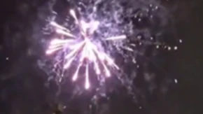 Vatromet prekrio nebo dok narod peva pesmu Ruzmarin: Prelepa scena u Boru (VIDEO)