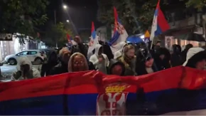 Ni kiša ne može da zaustavi Doljevac! Meštani masovno izašli i stali uz listu „Aleksandar Vučić – Ujedinjena Srbija“!