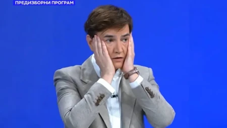 Ana Brnabić sluša i ne veruje, uhvatila se za glavu: Ogroman blam Kuzmanovića sa "studentske" liste!