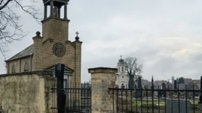 Ovo morate uraditi ako ste izgubili blisku osobu: Evo koliko se nosi crnina i koji se običaji poštuju