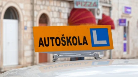 Užas u Zagrebu: Instruktor vožnje polno uznemiravao polaznicu