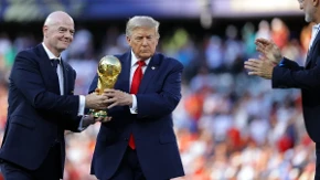 Sve mu se ruši kao kula od karata, ali je Infantino ubeđen: Imam podršku svetskog fudbala