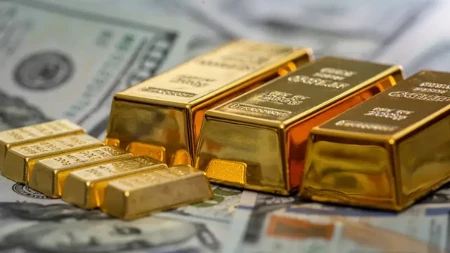 Cena zlata pala ispod 4.000 dolara - najniži nivo od sredine jula