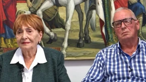 Lice uličnog terora nad ženom od 82 godine: Fizički napadnuta majka Aleksandra Vučića nasred ulice— ima li kraja ovom ludilu?!