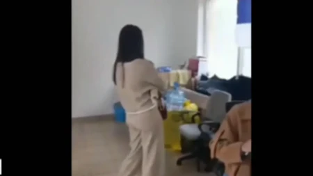 Licemerje blokadera i tzv. "Studentske" liste! Dok napadaju pozivne centre Ujedinjene Srbije reklamiraju svoje
