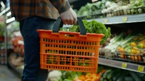 Zašto u prodavnici uvek kupimo više nego što smo planirali: Marketi nam na ovaj način izvlače pare, pa trpamo u korpu i šta nam ne treba