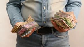 Mogu da zaborave na stezanje kaiša: Pare će se lepiti za 3 horoskopska znaka od 15. novembra
