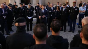 Makron: Nismo očekivali 17. oktobar, trebalo je da pripremimo više policajaca