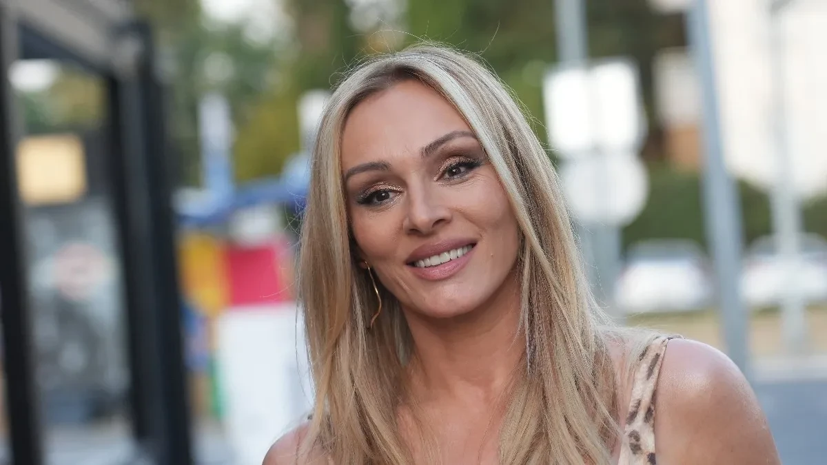 Šokiraćete se kada saznate koliko godina ima Anabela! Svi su mislili da je mlađa!