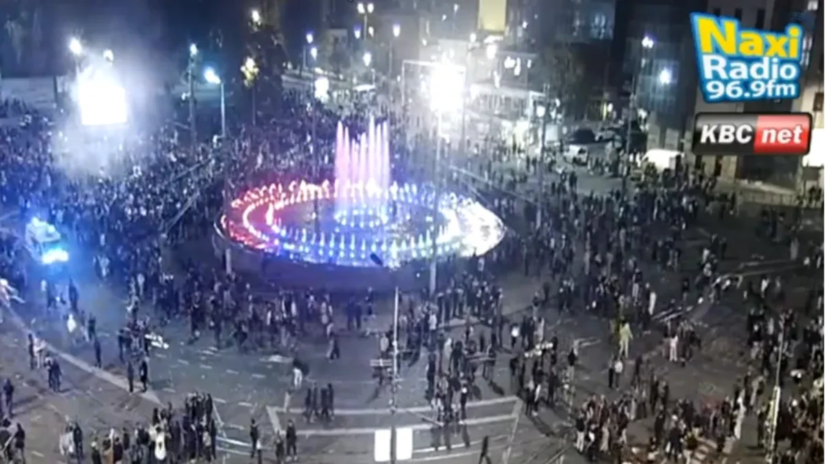Vatrogasne ekipe intervenisale u hotelu Slavija: Dim izbijao iz objekta (VIDEO)