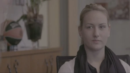 DOKUMENTARNI FILM DANA „Skok“
