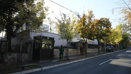 Bacio mu nož u lice uz krik „Alahu akbar“, a ranjeni žandarm ga pokosio sa nekoliko hitaca: Oglasilo se VJT 