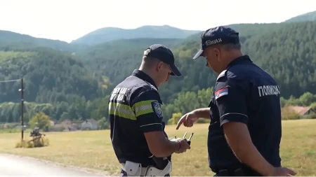 Pijan sa 3,66 promila zakucao se u drugi automobil, u kolima mu bio sin (8)! Dečak teško povređen